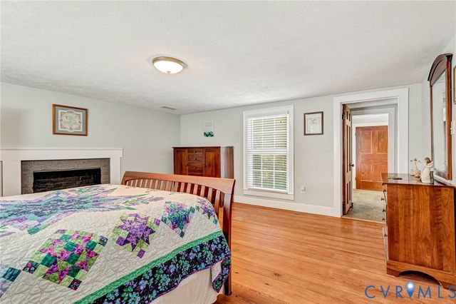 8450 Cheraw Rd, Mechanicsville, VA 23116