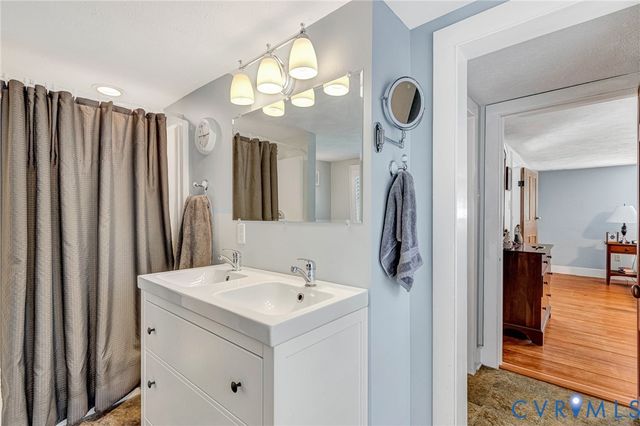 8450 Cheraw Rd, Mechanicsville, VA 23116