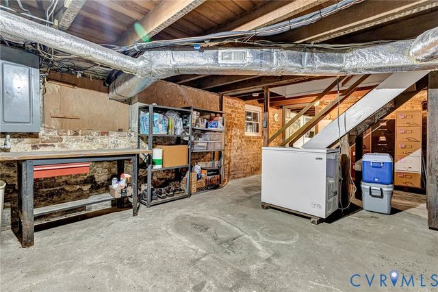 8450 Cheraw Rd, Mechanicsville, VA 23116