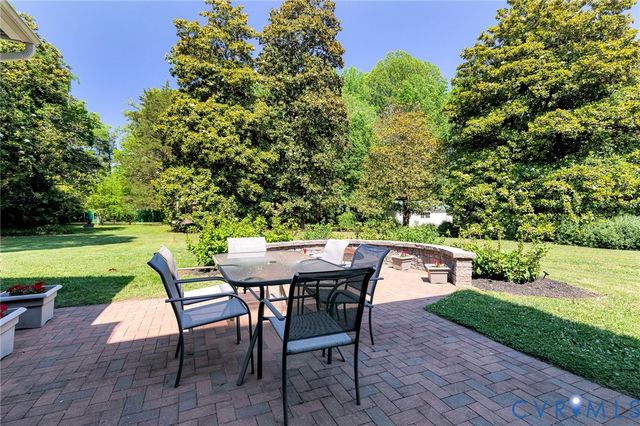 8450 Cheraw Rd, Mechanicsville, VA 23116