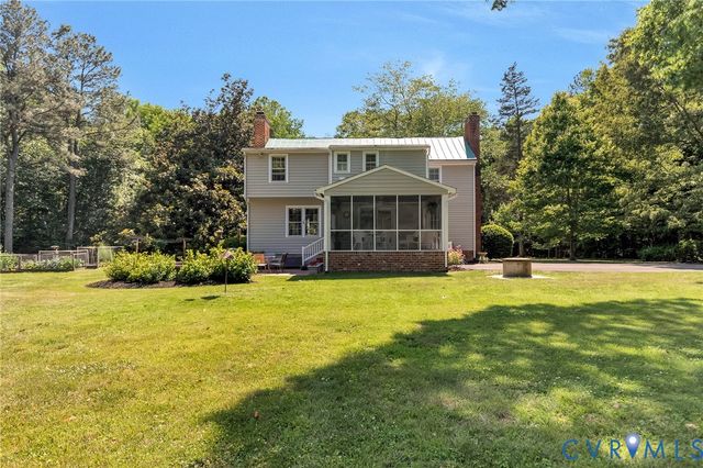 8450 Cheraw Rd, Mechanicsville, VA 23116