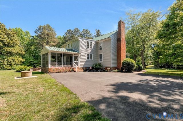 8450 Cheraw Rd, Mechanicsville, VA 23116
