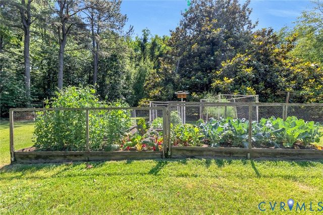 8450 Cheraw Rd, Mechanicsville, VA 23116