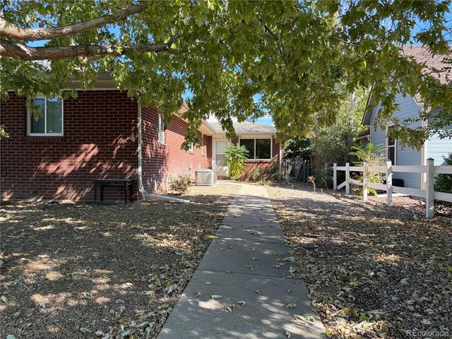 176 N 6th Avenue, Brighton, CO 80601