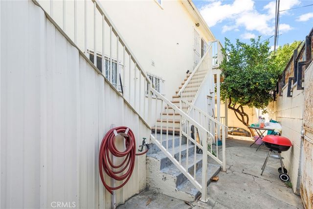 3814 Portola Avenue, Los Angeles, CA 90032