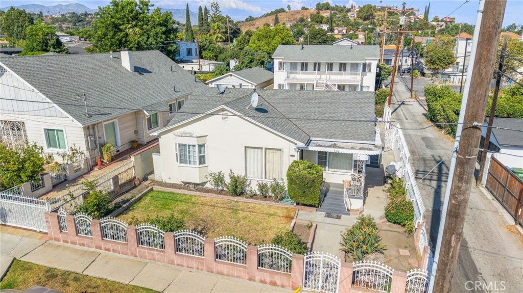 3814 Portola Avenue, Los Angeles, CA 90032