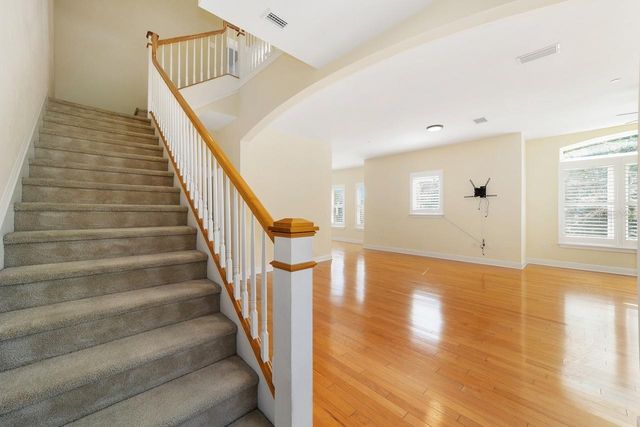 107 NE 4TH STREET, Gainesville, FL 32601