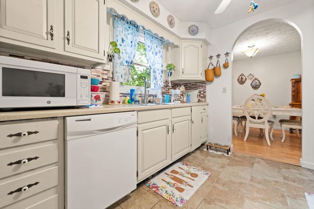 103 Mountain View Drive, Berea, KY 40403
