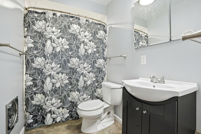 1455 Mississippi Place, Hobart, IN 46342