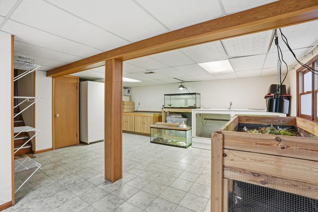 1455 Mississippi Place, Hobart, IN 46342