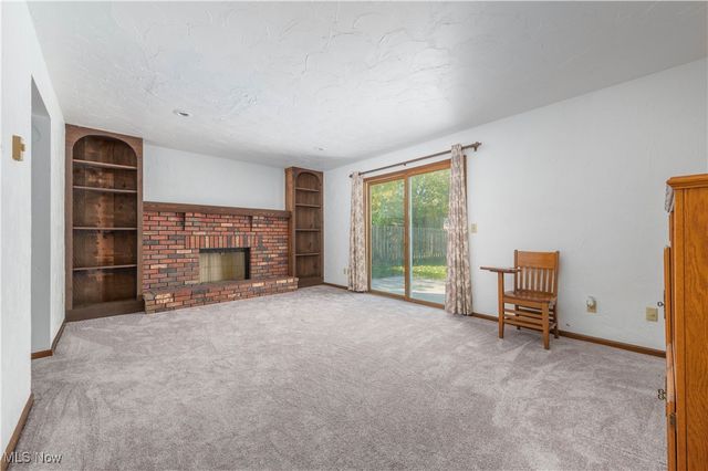 5614 S Nantucket Drive, Lorain, OH 44053