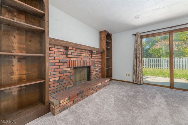 5614 S Nantucket Drive, Lorain, OH 44053