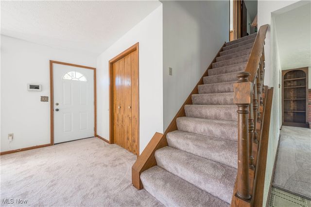 5614 S Nantucket Drive, Lorain, OH 44053