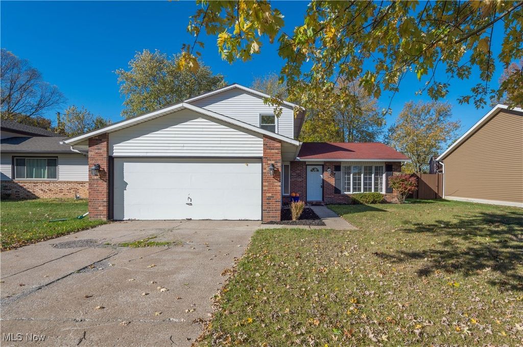 5614 S Nantucket Drive, Lorain, OH 44053