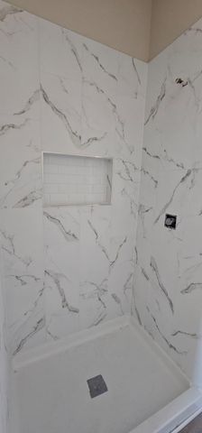 1530 E Appleton St, Valley Center, KS 67147