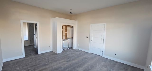 1530 E Appleton St, Valley Center, KS 67147