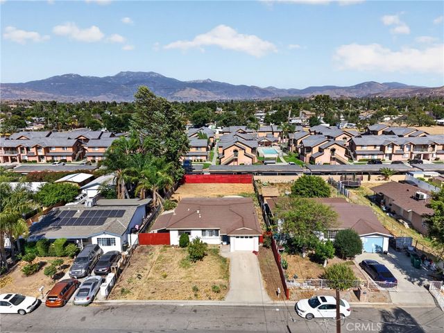 26296 Investors, Hemet, CA 92544