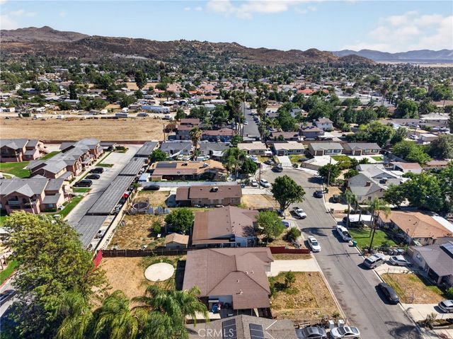 26296 Investors, Hemet, CA 92544