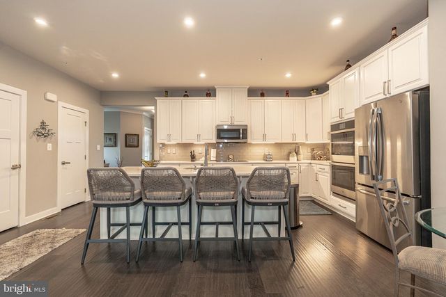 508 LADYWELL ST, Middle River, MD 21220