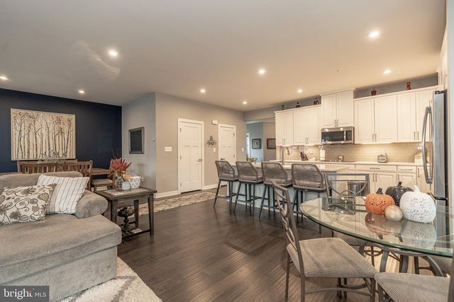 508 LADYWELL ST, Middle River, MD 21220