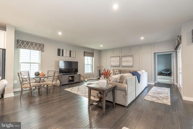 508 LADYWELL ST, Middle River, MD 21220