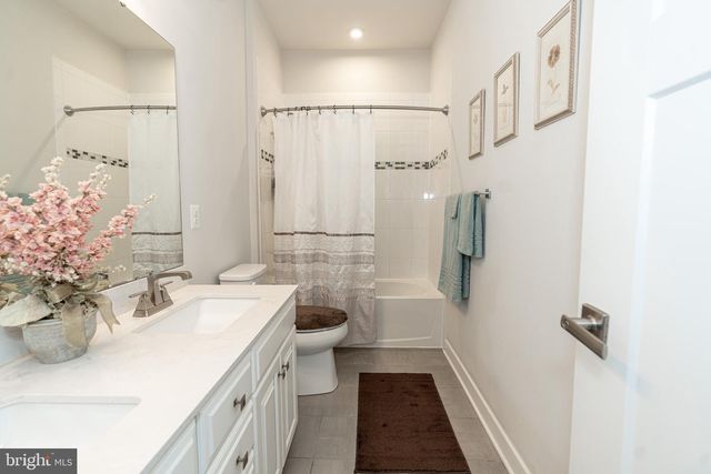 508 LADYWELL ST, Middle River, MD 21220