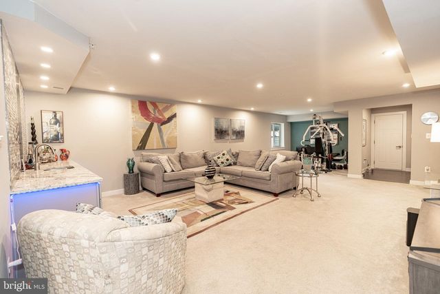 508 LADYWELL ST, Middle River, MD 21220