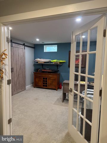 508 LADYWELL ST, Middle River, MD 21220