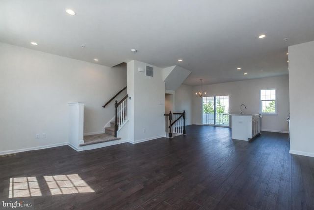 506 PARK RD, Spring City, PA 19475