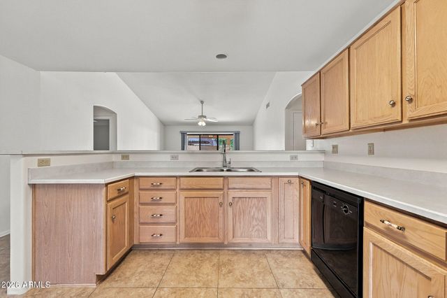 531 W SIERRA MADRE Avenue, Gilbert, AZ 85233