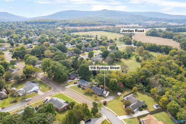 118 Sydney Street, Huntsville, AL 35811