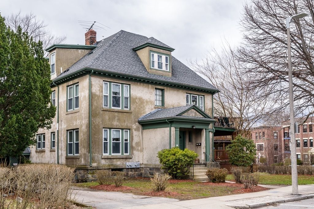 229-231 Chestnut Hill Ave 3, Boston, MA 02135