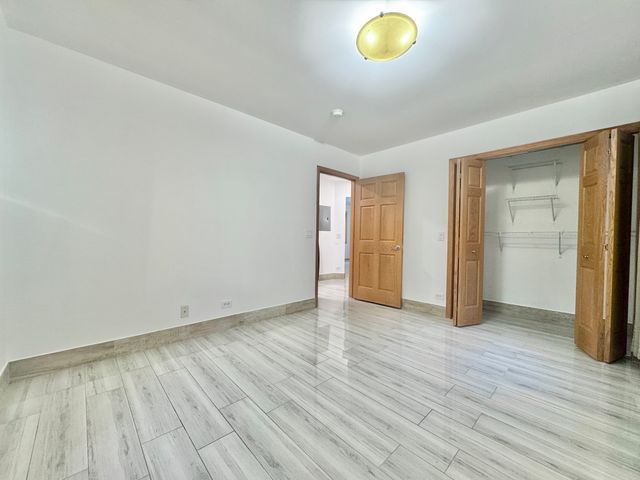 5965 N NORTHWEST Highway 101, Chicago, IL 60631