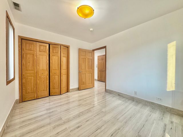 5965 N NORTHWEST Highway 101, Chicago, IL 60631