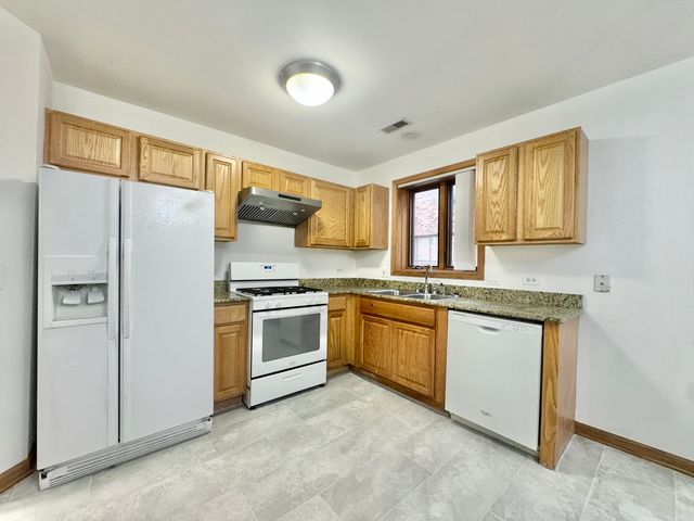 5965 N NORTHWEST Highway 101, Chicago, IL 60631