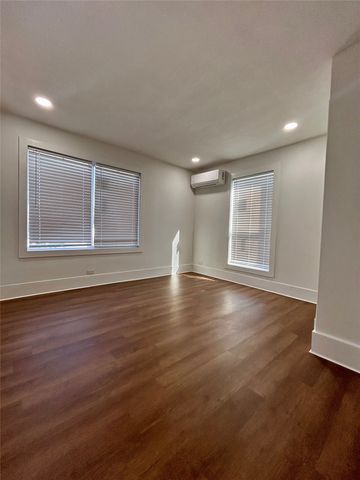 1120 N Ross Avenue, Sherman, TX 75090