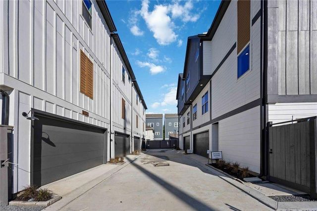 2524 Live Oak Street, Houston, TX 77004