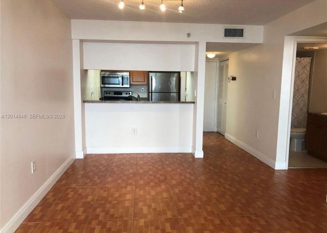 800 N Miami Ave E-407, Miami, FL 33136