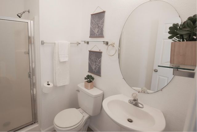 2668 Scott Avenue, Clovis, CA 93611