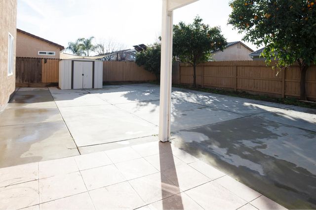 2668 Scott Avenue, Clovis, CA 93611