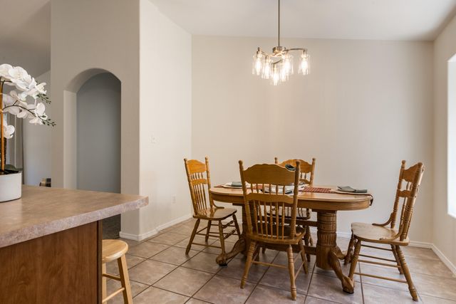 3250 Tin Cup Road NE, Rio Rancho, NM 87144