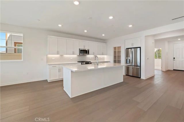 3812 Crossen Drive, Corona, CA 92883