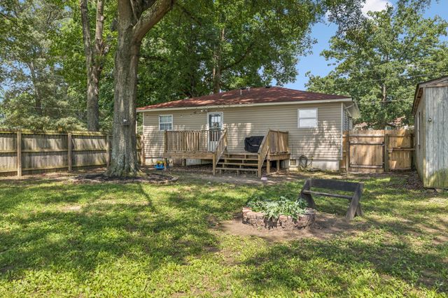 30429 Sims St, Ardmore, TN 38449