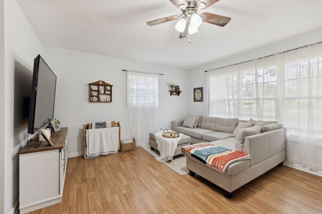 30429 Sims St, Ardmore, TN 38449