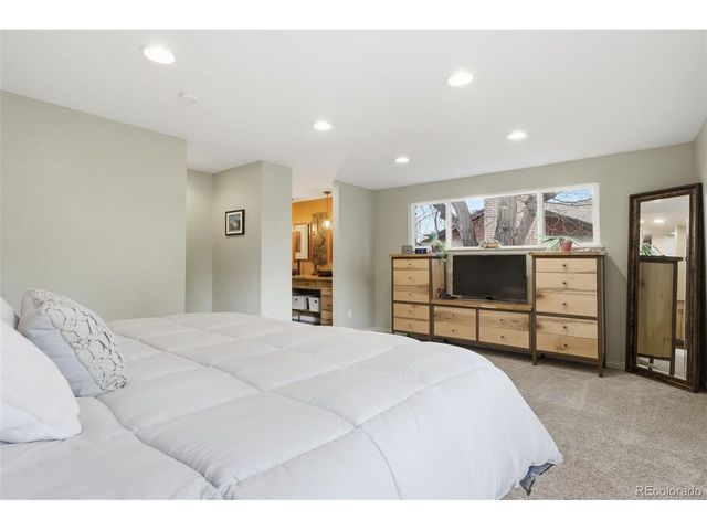 13737 W Virginia Dr, Lakewood, CO 80228