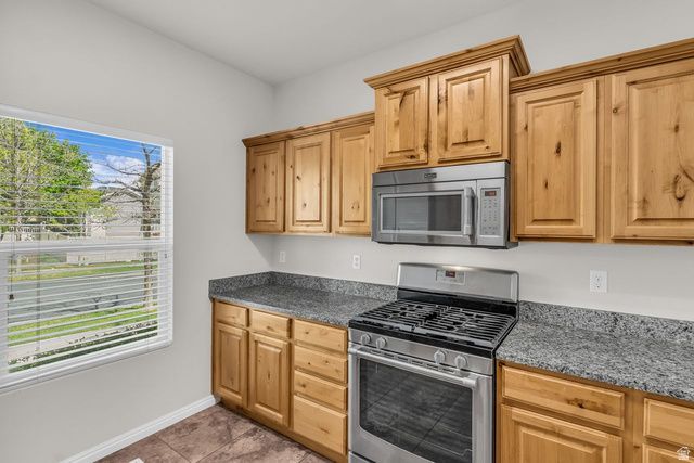 4481 W PALE MOON LN, South Jordan, UT 84009