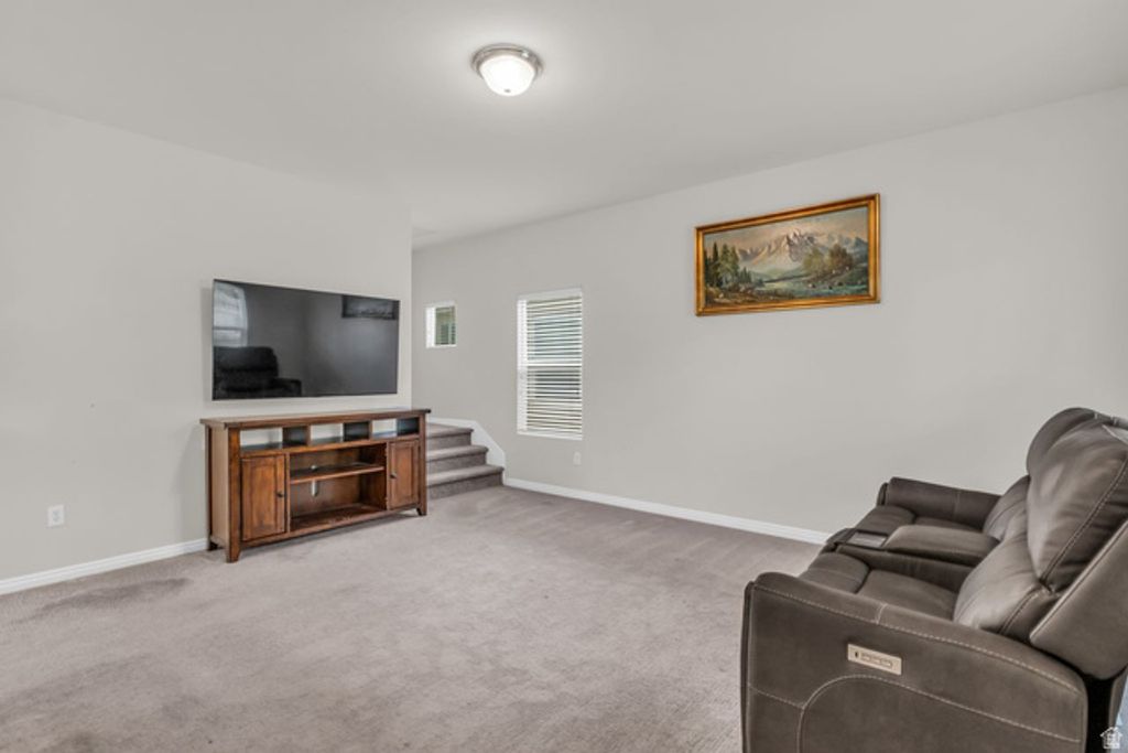 Image 14 of property listing at 4481 W PALE MOON LN, South Jordan, UT 84009