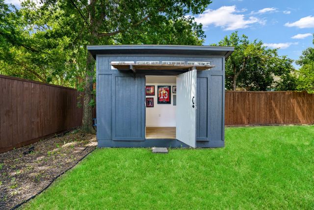 401 S Weatherred Drive, Richardson, TX 75080