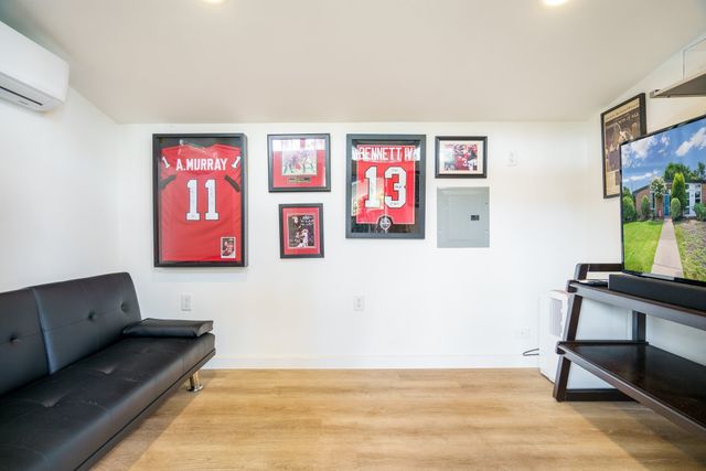 401 S Weatherred Drive, Richardson, TX 75080