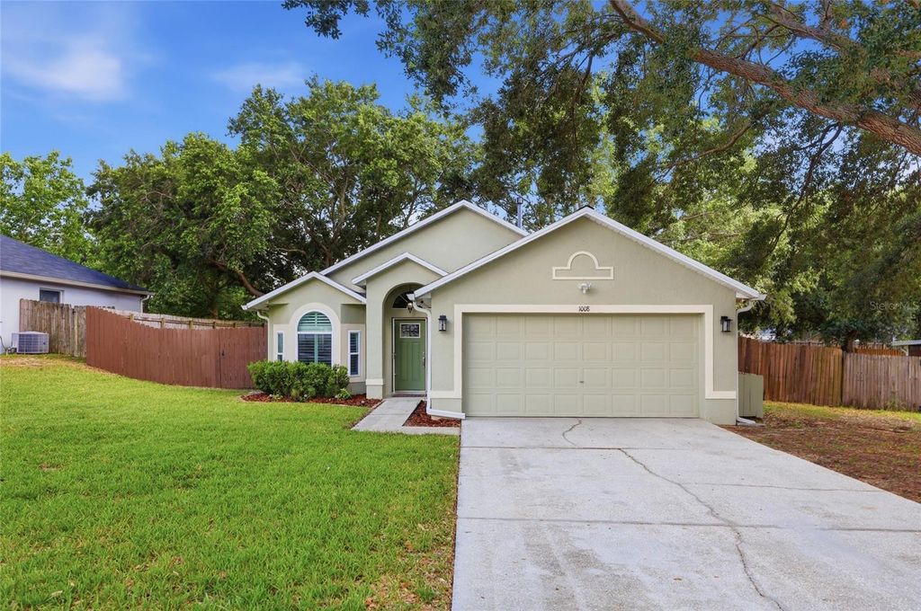 1008 CHATEAU CIR, Minneola, FL 34715